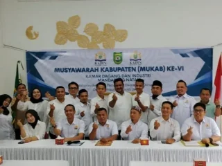 Terpilih Aklamasi Bahran Kembali Nakohdai Kadin Madina