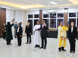Kepala Kantor Pertanahan Kabupaten Tangerang Lantik Empat PPAT